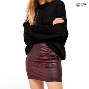 Free People Ruched Faux Leather Maroon Red Wine Mini Skirt Size Small